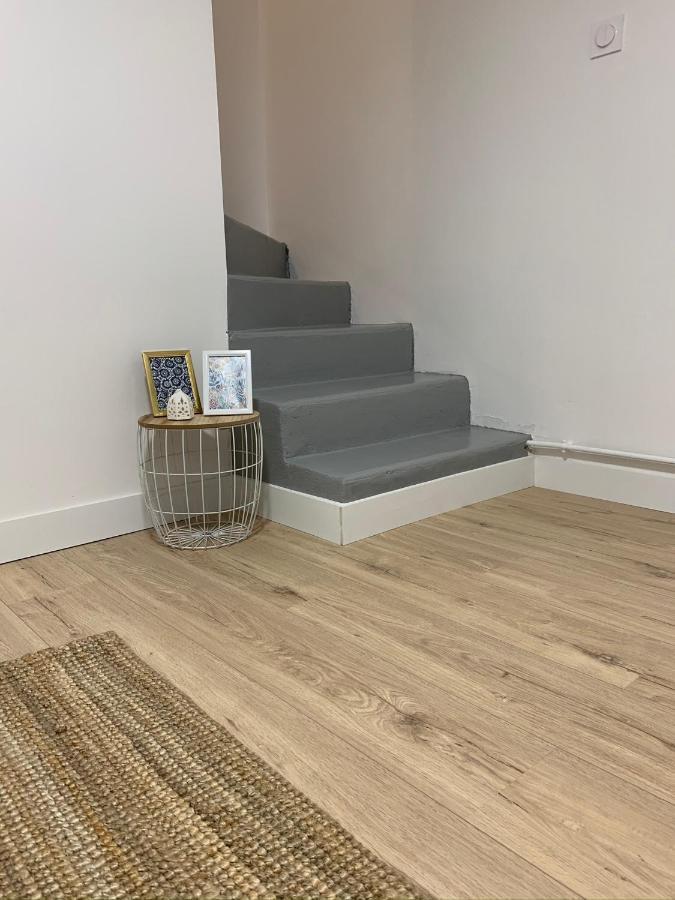 Logement Renove Et Moderne Au Sacre Coeur โชเลต์ ภายนอก รูปภาพ