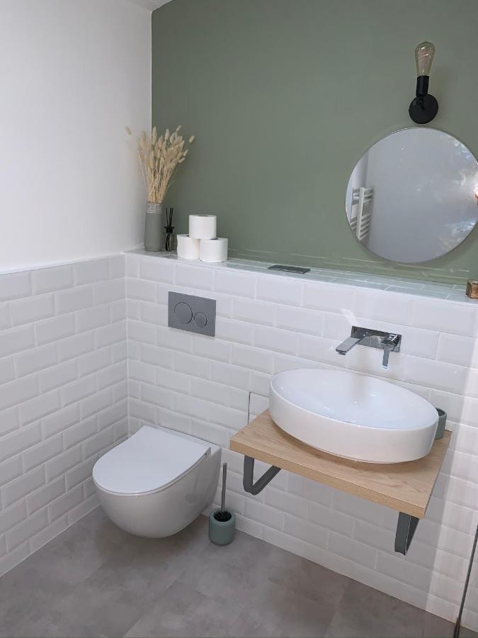 Logement Renove Et Moderne Au Sacre Coeur โชเลต์ ภายนอก รูปภาพ
